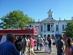 Oxford, Mississippi (Photo: wikipedia.org)